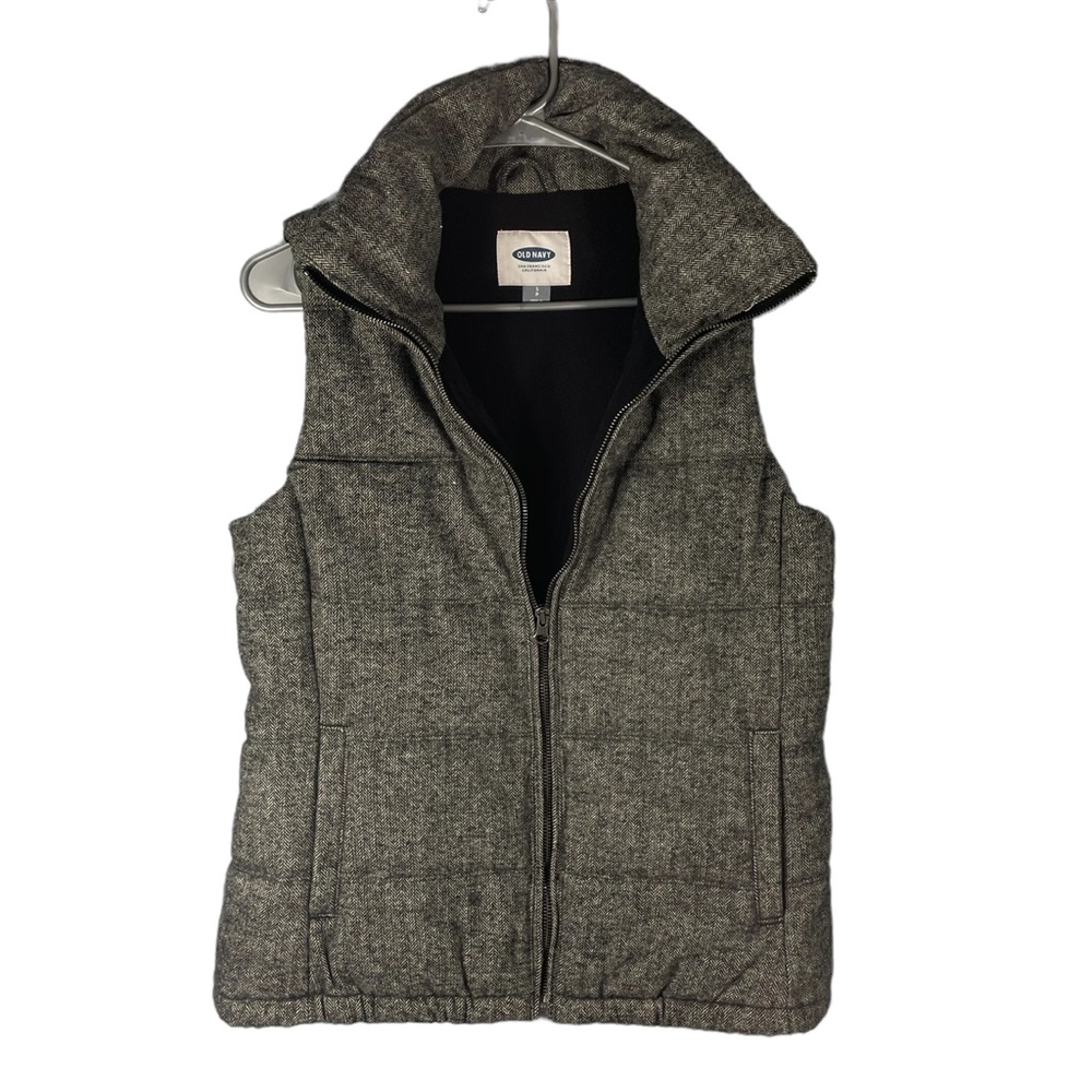 Gray Quilted Vest old navy medium